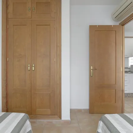 Perez Zara 6 Апартаменти *